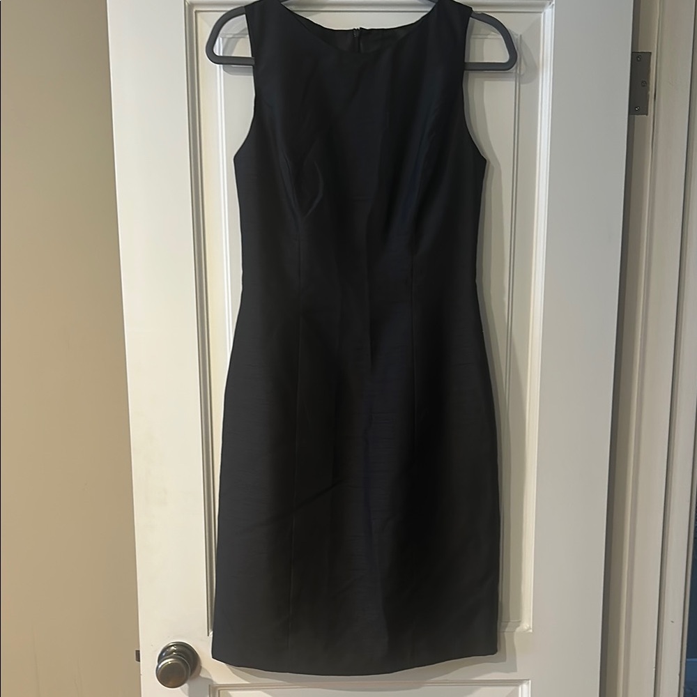 Elegant Black Sleeveless Dress